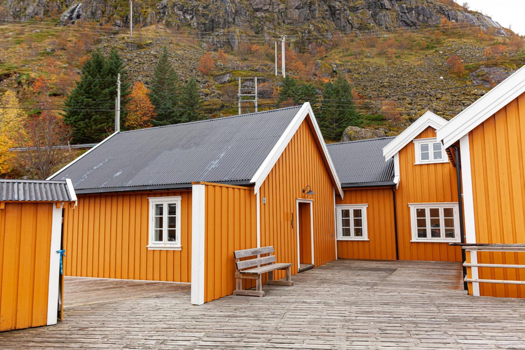 Tind Seaside Cabins Экстерьер фото